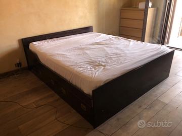 Letto matrimoniale