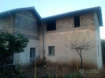 Terreno casa e rudere