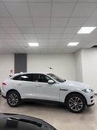 Jaguar F-Pace 2.0 D 180 CV AWD aut. R-Sport
