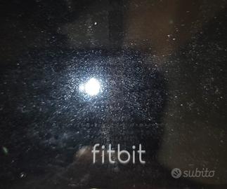 bilancia pesapersone fitbit