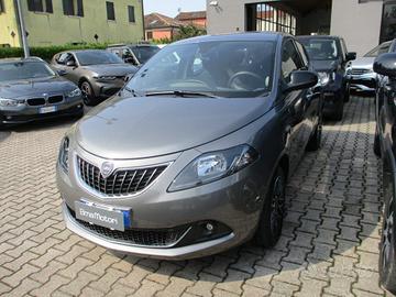 Lancia Ypsilon 1.0 firefly hybrid Platino s&s 70cv