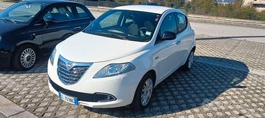 Lancia Ypsilon 1.2 benzina/gpl