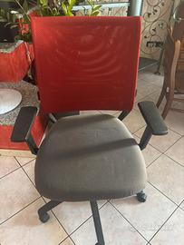 Sedia da ufficio girevole