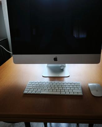 Apple iMac 21.5