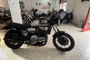 Triumph Thunderbird 900