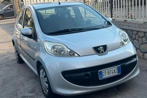 Peugeot 107 1.4 HDi 5p. Sweet Years