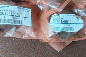 Silent blok bracci oscill. Subaru Impreza..