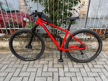 Cannondale Trail 2 29" taglia M - Acid red