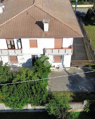4 LOCALI A TEZZE SUL BRENTA