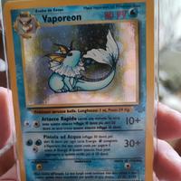 carta Pokémon vaporeon olografica