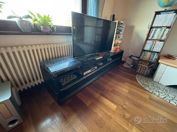 Mobiletto TV nero con cassettone