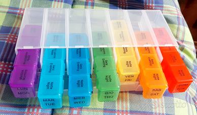 Dispenser portapillole