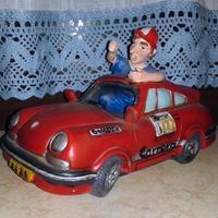 Salvadanaio e portachiavi auto e moto