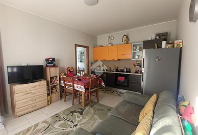 CASA SEMINDIPENDENTE A BOTRICELLO