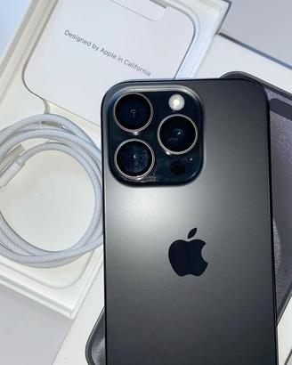 Iphone 15 pro + airpods pro 2 (incluse nel prezzo)