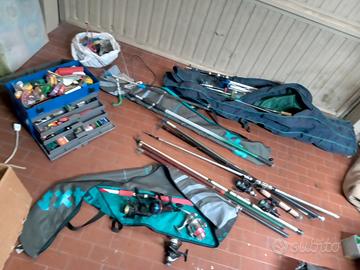 lotto attrezzature da pesca