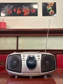 radio con lettore CD e mangia cassette 