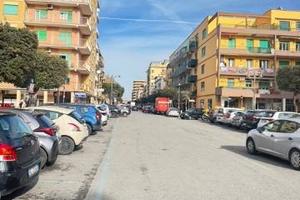 Attività / Licenza di 200 m² a Ladispoli
