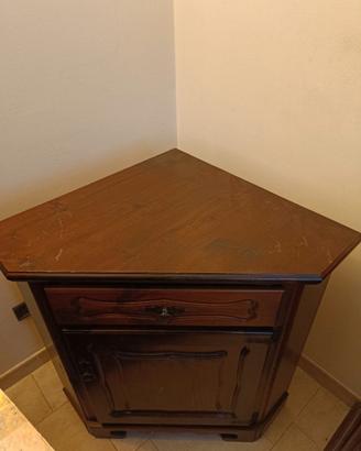 MOBILI RUSTICI