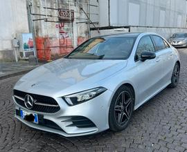 Mercedes A180 con 25.000 km