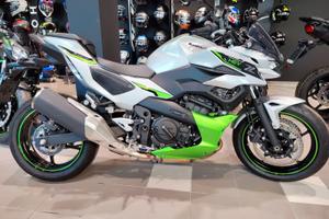 Kawasaki Z 7 Hybrid Anno 2025 NUOVA