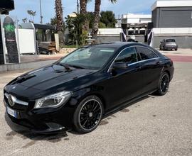 MERCEDES CLA 200 d automatic premium dark night