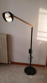 Lampada a stelo alogena