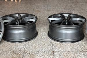 Cerchi in lega 17” Mak