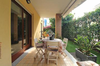 3 LOCALI A GIULIANOVA