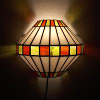 Plafoniera a parete artigianale.