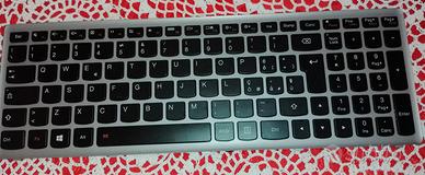 Tastiera  retroilluminata Lenovo Z546