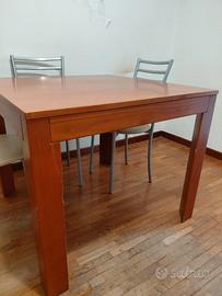 Tavolo quadrato cucina/sala