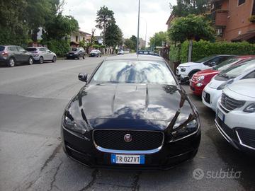 Jaguar XE 2.0 D 163 CV aut. Prestige