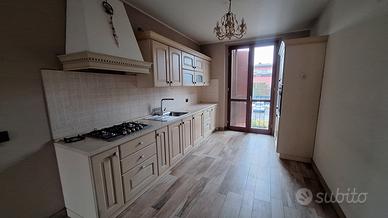 cucina lineare completa di elettrodomestici 