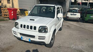 Suzuki Jimny 1.3i 16V cat 4WD JLX Più