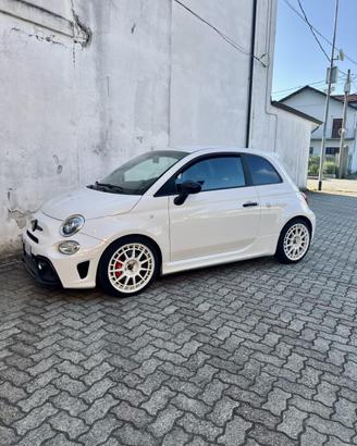 ABARTH 595 PISTA