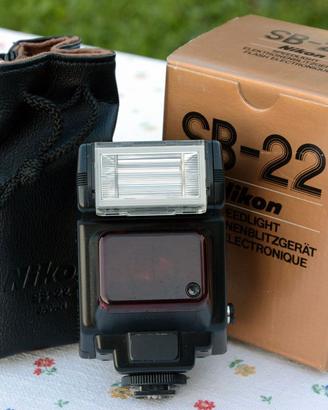 FLASH LAMPEGGIATORE NIKON SB 22