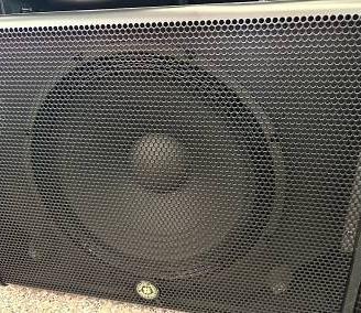 SUB WOOFER (600 WATT) 15"