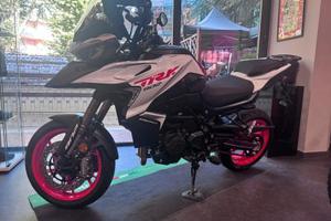 Nuovissima Benelli TRK 902 Stradale E5+
