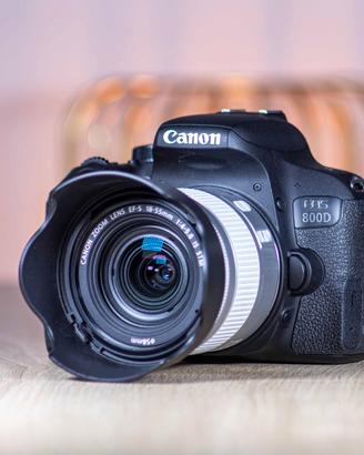 Canon EOS 800D + EF-S 18-55 IS STM (Silver) -