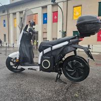 Silence S01 2021 Scooter Accessoriato NO Batteria