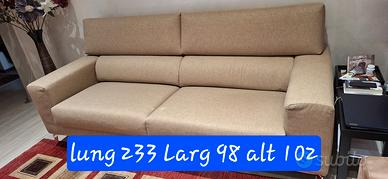 Divano come nuovo cm 233