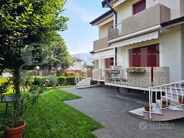 Villa a schiera Collebeato [V237LVRG]