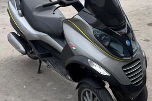Scooter Piaggio MP3  250