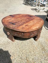 Tavolo basso in legno 