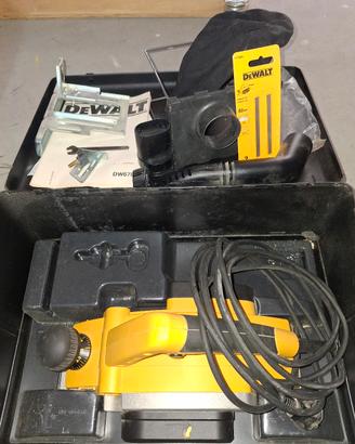 Pialletto Dewalt  DW678 + set lame nuove