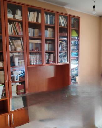 ASTAmiglioreOFFERTA:LIBRERIA,VETRINA+scrivania