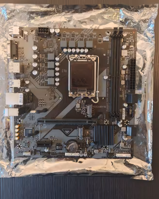 SCHEDA MADRE GIGABYTE B760M E - LGA 1700 DDR5