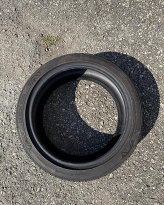 Nexen 205/45zr17.