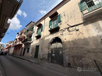 MONOLOCALE A CASANDRINO